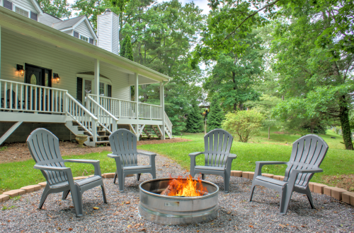 Large Group Homes in Asheville That Sleep 14+ Guests