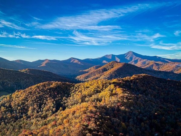 Secluded vacation rentals with mountain views.