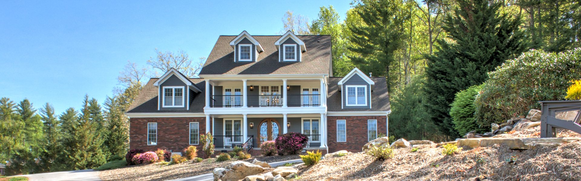 Yonder Luxury Vacation Rentals image